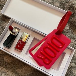 Brand new. Dior travel